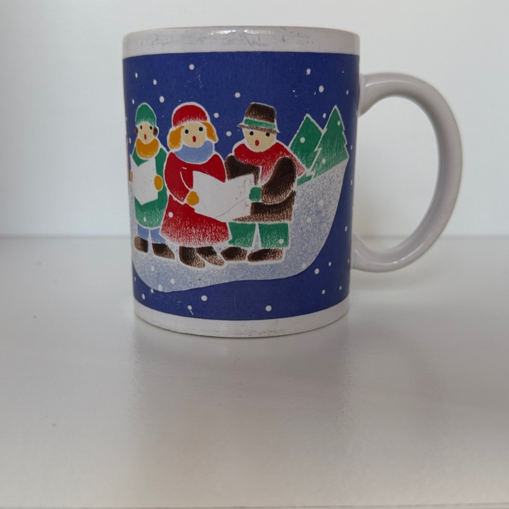 Christmas 90s - Vintage - Hot Cocoa - Coffee Mug - Winter - Snow - Sled